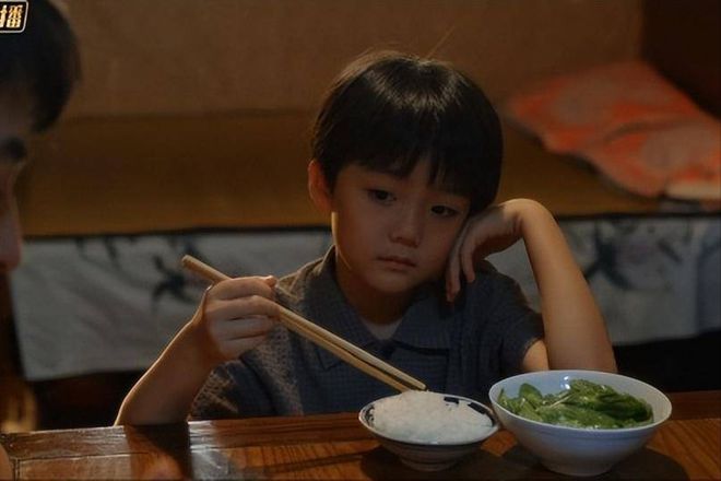 九游娛樂：林棟哲配不上莊筱婷？宋瑩拿出存折黃金當聘禮打臉了莊家所有人(圖4)