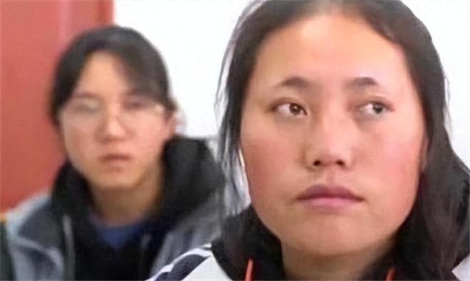 為了湊錢上學甘肅農村女孩給馬云寄母雞慘遭拒絕后竟一哭成名(圖3)