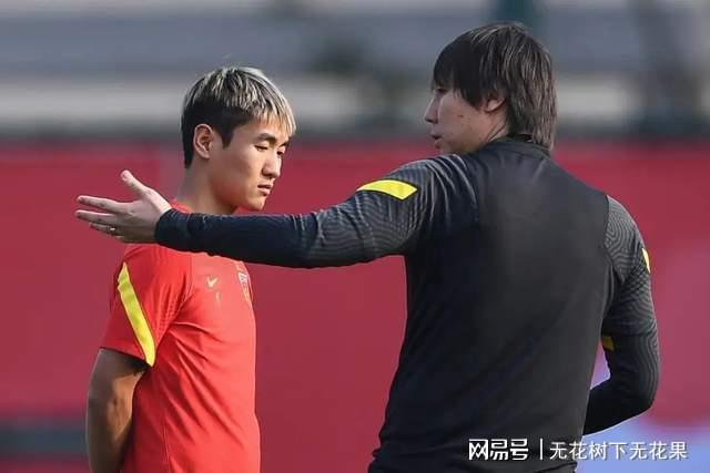足壇東北王李鐵父母是高知青年時期當球霸隊友因他受傷退役(圖3)