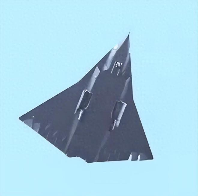 終于承認了！印軍上將對自家軍工“開炮”：40年造不出40架戰機！