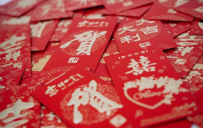 九游娛樂：給“壓歲錢”其實(shí)也有講究除夕給和初一給區(qū)別很大別鬧出笑話(圖8)