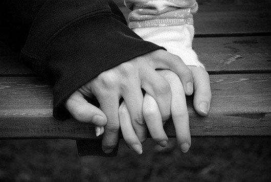 九游娛樂NineGame：《苔蘚爬滿舊日諾言》慕晚夏顧硯廷小說：人是苦口婆心地在勸(圖2)